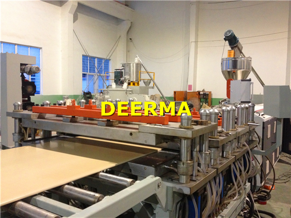Double Screw WPC Board Extrusion Line 180kw Foam Board Production Line Customized