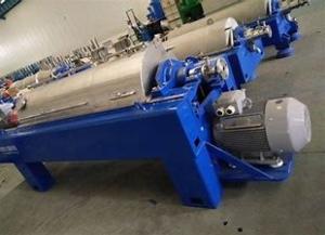 China Stainless Steel Horizontal Gas Tight Sealing 3 Phase Decanter Centrifuge factory