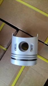China ME012174,me018277 Piston for mitsubishi 4D32 Mitsubishi Engine Fuso Canter FE325 FE305 FE445 CAT E307 E70B E311B factory