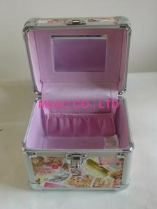 China Small Aluminum Pro Makeup Case With Mirror / Lock Pink Woven Fabric Lining Inside factory