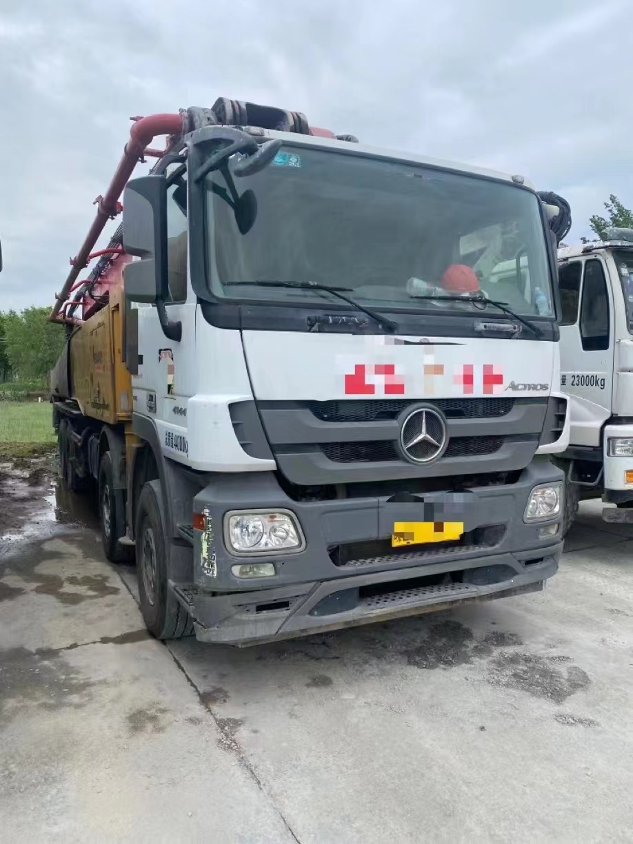 Popular Model 2019 China Top Brand Sy 56m Concrete Mounted Pump Batching Plant on Benz Chassis