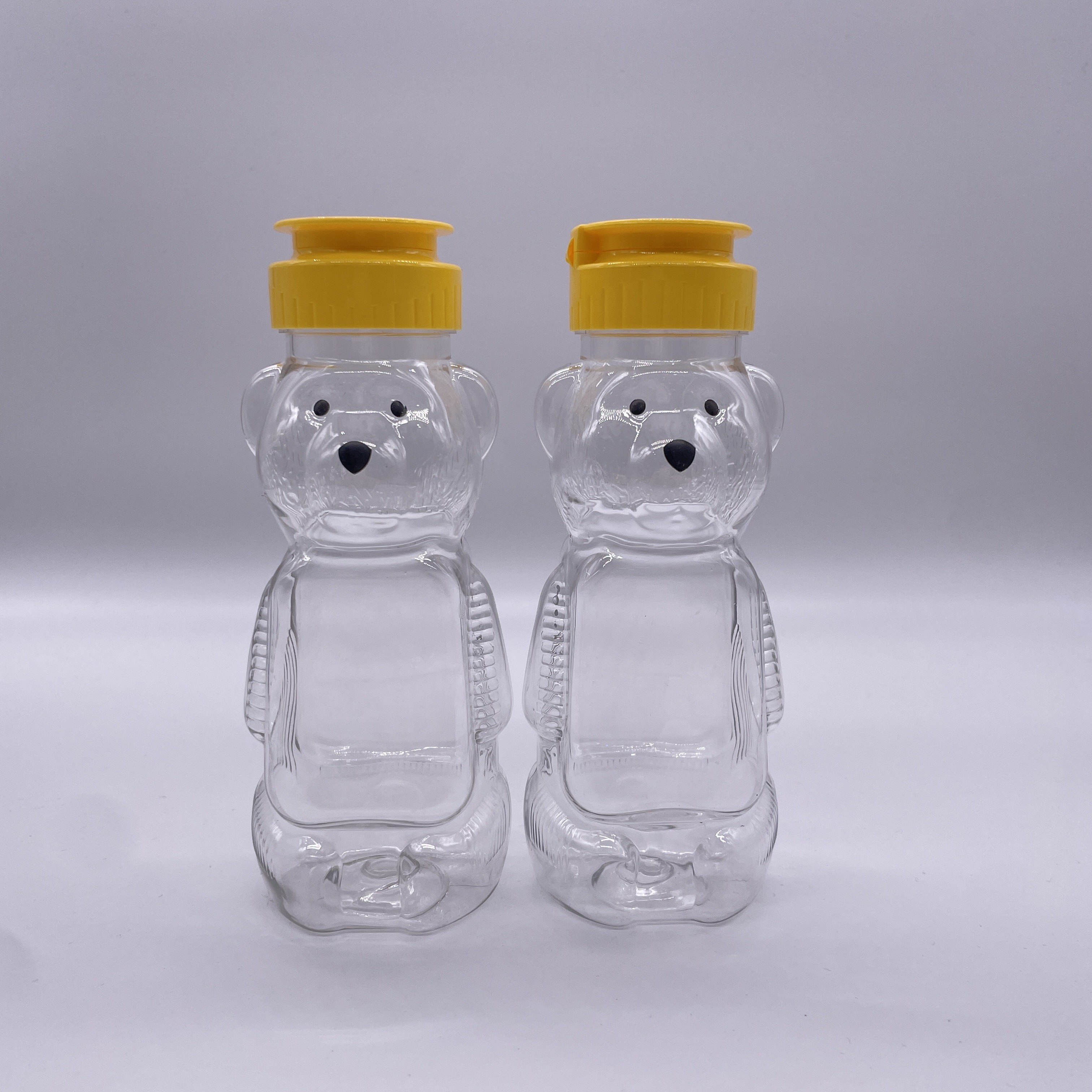 Food Grade Bear Shape 200ml Plastic Beverage Bottle with Aluminum Screw Cap