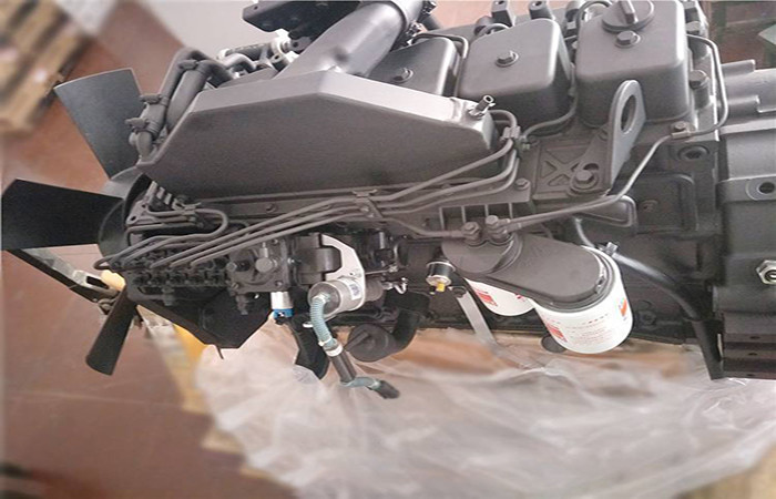 Reliable Bus Spare Parts Yutong Bus ZK6116D Cummins Engine EQB210-20 High Precision