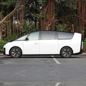 China Max Speed Km/H 180 5-Doors 7-Seats Lixiang Mega MPV Automatic Electric System Cars factory