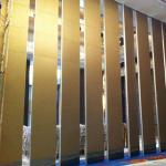 Collapsible Restaurant Acrylic Folding Movable Partition Walls With Blinds
