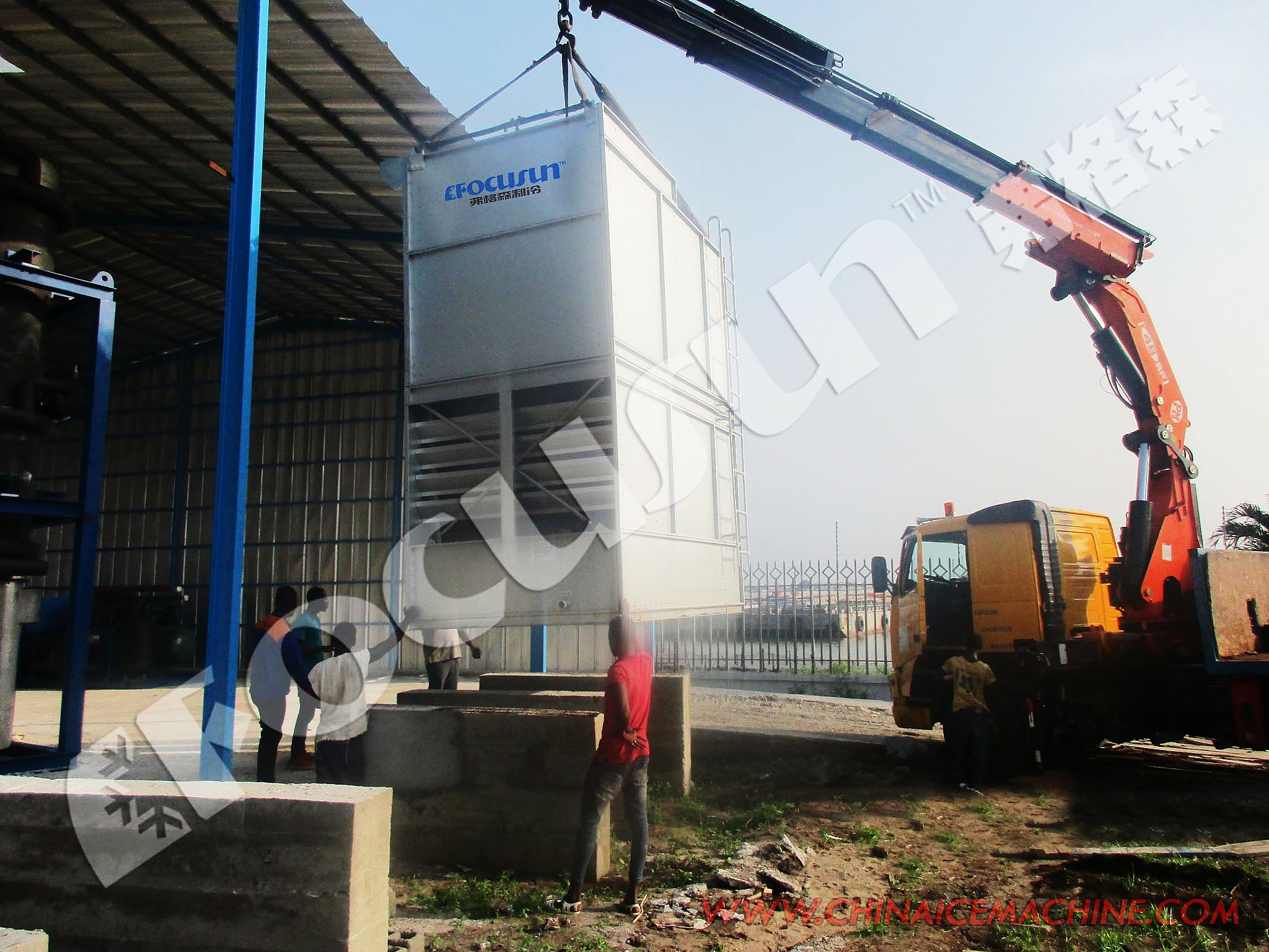 Fully-automatic Ice Bagging Machine for Construction Works L6000mm X W2200mm X H7075mm