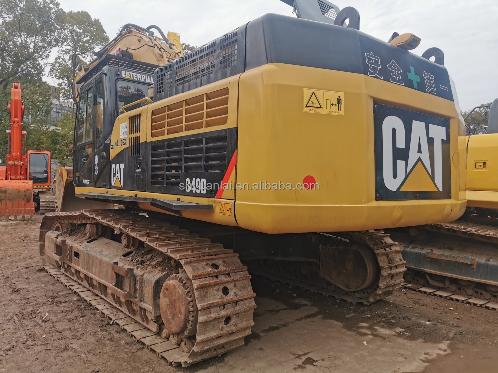 Used Second Hand CAT349D Excavator Strong Power and Soft Steel Design Original Paint