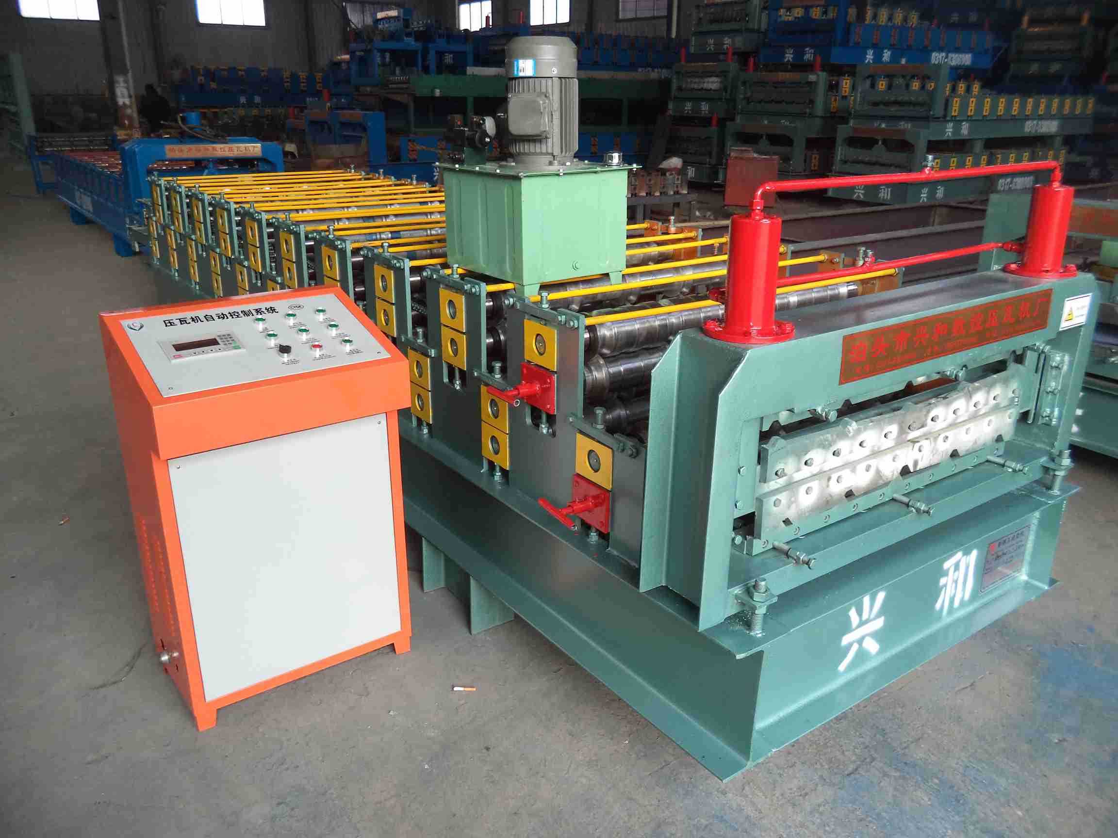XH860-900 Color Steel Double Layer Roof and Wall Panel Roll Forming Machine