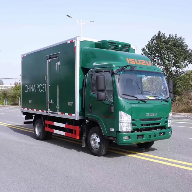 Customized ISUZU 4x2 6Tons Refrigerator Trucks Freezer Van Refrigerator Truck Wagon Cargo Truck