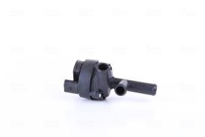 China Mercedes Benz 2218350064 Engine Parts Water Pump factory