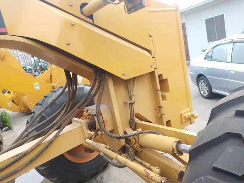 Low Hour Yellow Construction Works Grader Motor / Engine Components 11000 KG