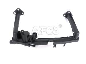 China LR109401 LR041788 Engine Coolant Outlet Pipe For Land Rover Discovery V Range Rover Sport factory