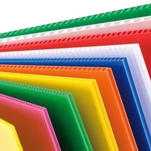 China 2mm-12mm Thickness Recycled Corrugated Plastic Sheets For Advertising factory