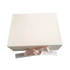China ISO Luxury Apparel Packaging CMYK Full Color Pantone factory
