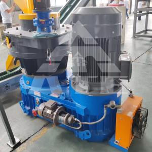 China Biomass Briquette Pressing Biomass Wood Pellet Making Machine factory