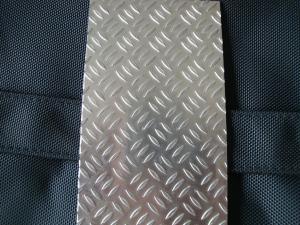 China 3003 Aluminum Alloy checkered Plate for pressure pipes and vessels factory
