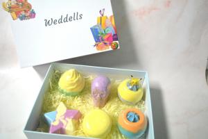 China Natural Organic Custom Bath Bombs Gift Box With Private Label Medium Weight factory