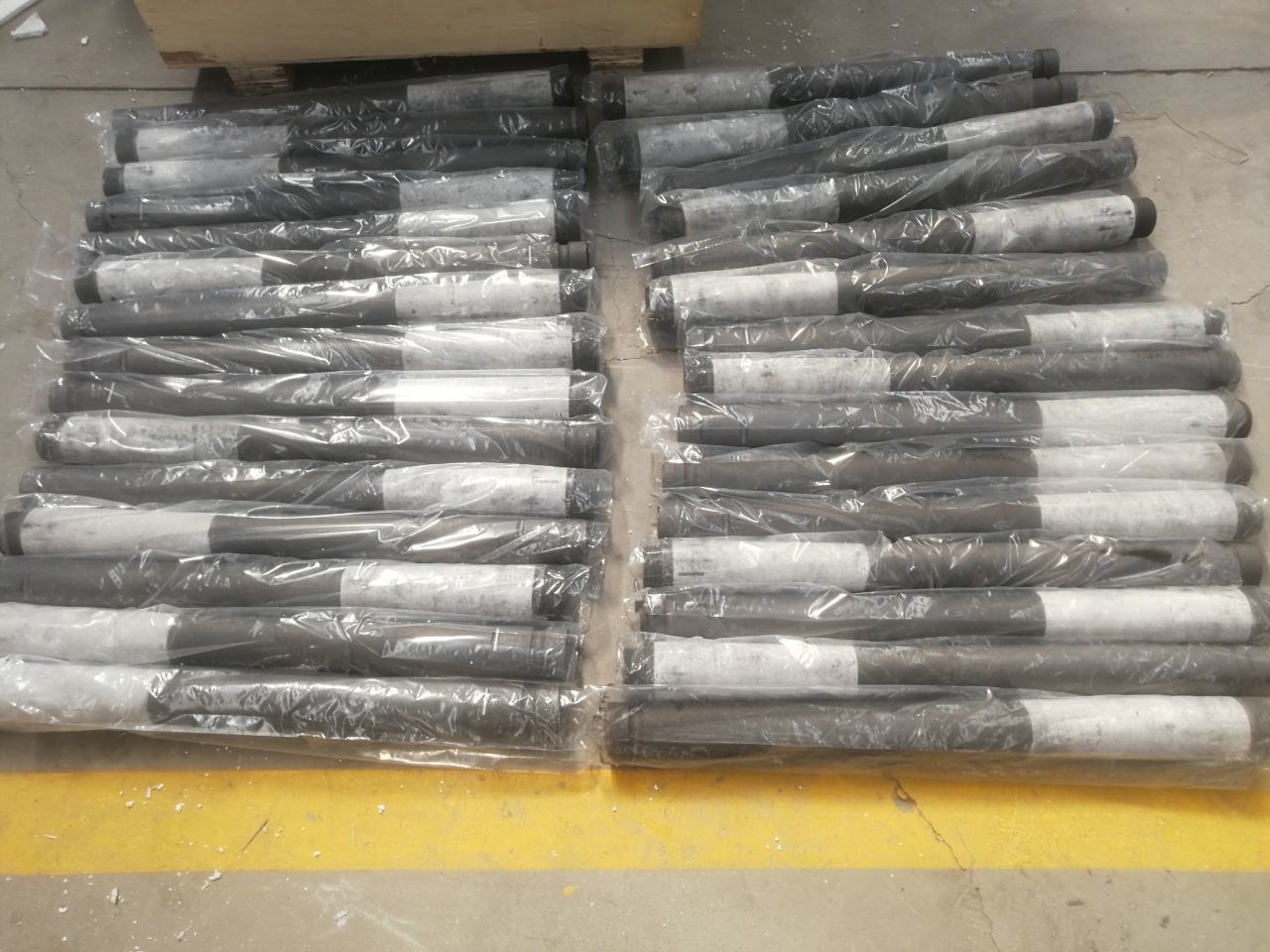Si3N4 Die Casting Spare Parts Rotor Shaft And Rotor
