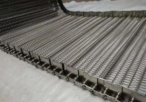 China Food Grade Chain Mesh Conveyor Belt , Stainless Conveyor Belt To Conveying Products factory