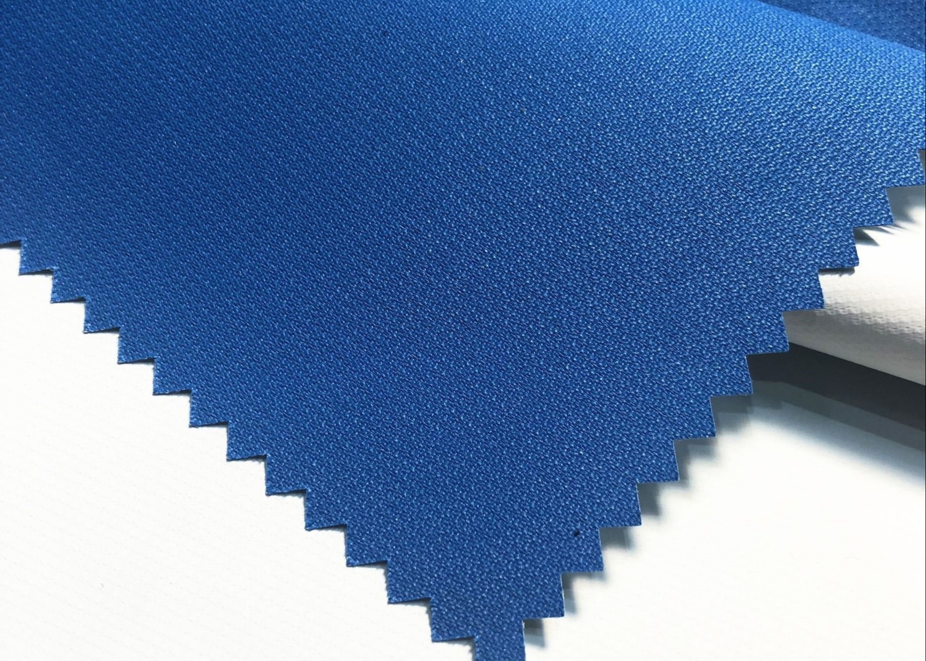 228T Nylon little beehive taslan breathable wet coating 70d*160d 130gsm outerwear jacket fabric