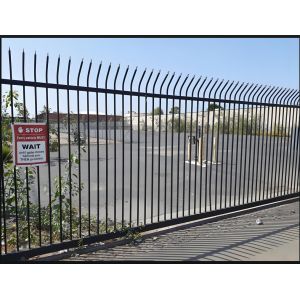 China Galvanized Steel Security Fence Panels for Outdoor Use factory