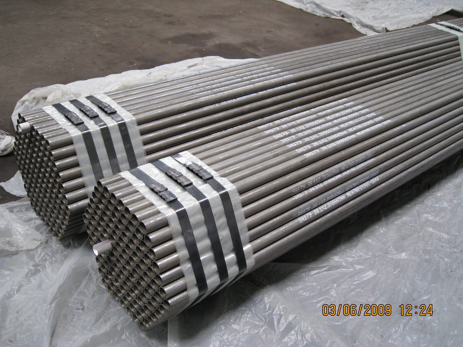 buy  Seamless cold drawn low carbon steel hear exchanger tubes and condenser tubes manufacturer