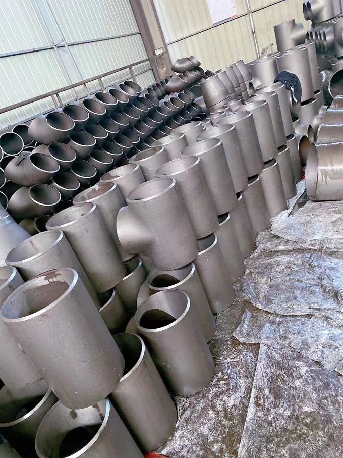 Carbon Steel Butt Weld Pipe Fittings Seamless Straight ASME B16.9 Elbow SCH40 DN50 4