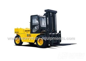 China 230g / kw.h Engine Fuel Industrial Forklift Truck With Gearbox / Torque Converter factory
