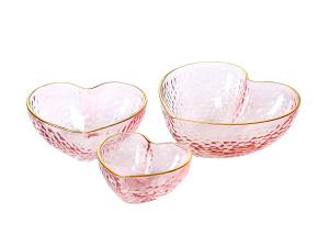China Handmade Heart Shaped Glass Bowls Lead Free Salad Bowl Set With Gold Rim factory
