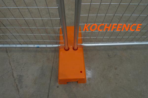 AS 4687 Standard Temp Fencing Panels With Concrete Filled Plastic Feet And