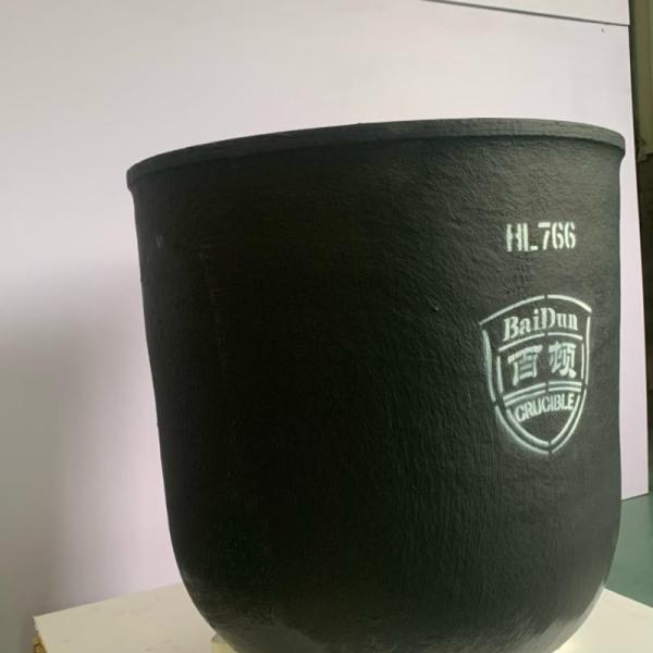 Uniform Heating Round Conventional Type Crucible Outstanding Corrosion Resistance