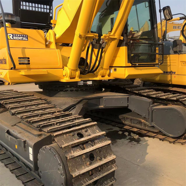 Used Komatsu PC 450-8R Excavator with 1176 Working Hours and Original Hydraulic Pump