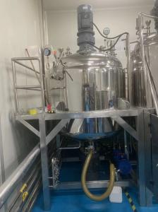 China High Safety Level Cosmetic Emulsifier Mixer Steam Electric Hot Oil Heating Method factory