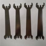 Thickness 0.75mm Surface White Yellow Green Metal Stamping Dies