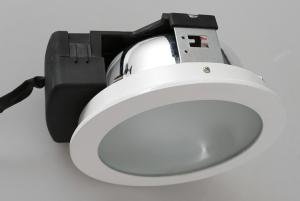 China Waterproof Office Lighting Fixture 13w E27 Compact Fluorescent Down Light factory