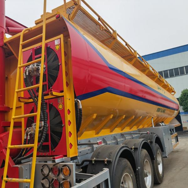 60m3 30 Tons Chicken Food Bulk Feed Trailer Animal Bulk Feed Delivery Tank