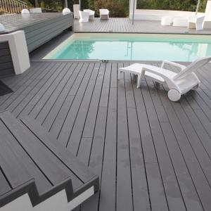 China Waterproof Engineered WPC Decking for Outdoor Sports and Recreation Environments factory