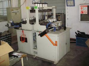 China 220V 50Hz Automatic Radiator Plastic Tank Crimping Machine 2.5kw factory