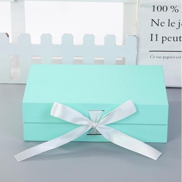 Elegant Packaging Boxes 100% Recycled Paper Ribbon Tie Magnetic Gift Boxes with Matte Finish for Promotions