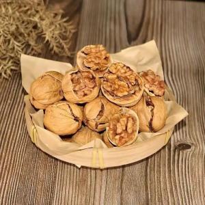 China Amazon hot sale Chinese factories sell various models of organic walnuts in Xinjiang at cheap prices factory
