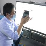 55 Inch Shop Window LCD Display Panel Hanging 3500nits 1080p