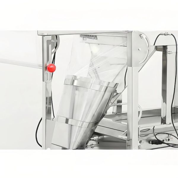 72cm Film Width Granule Packaging Machine Customizable Weighing Packaging Machine 600W