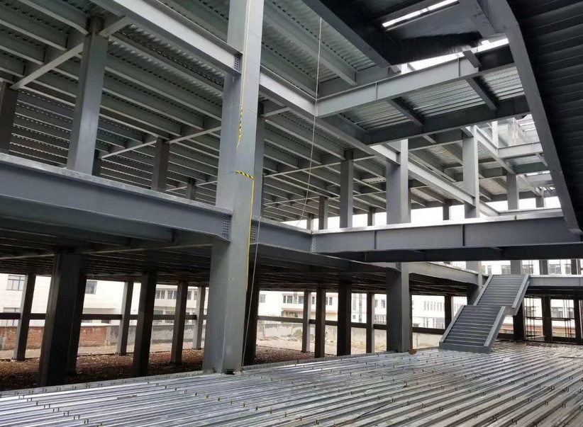 Galvanized Girders Structure Steel Hotel Decking Joist Roof Truss Steel Processing 2200mm