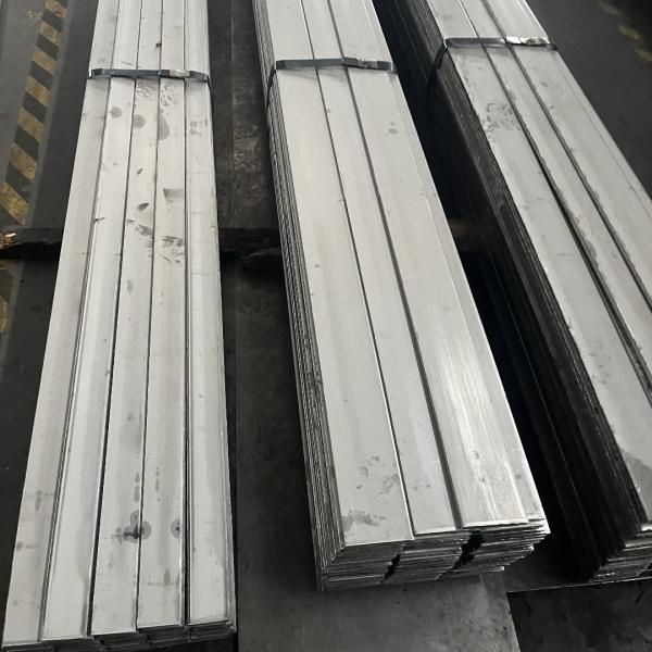 Hot Rolled Hairline Finished Din 1.4404 S31603 Stainless Steel 316L Flat Bar 80