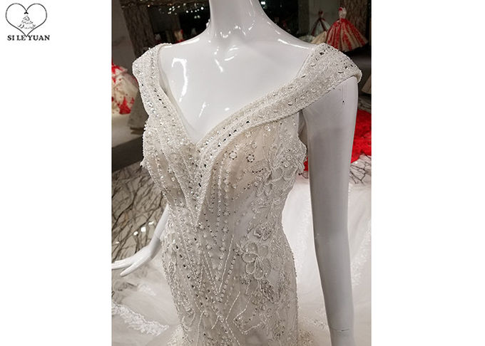 Off White Wedding Ladies Bridal Gown Custom Beading Lace Long Fishtail Bandage