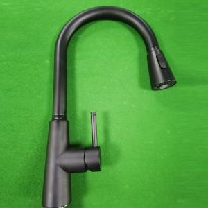 China Switchable Sprayer Kitchen Bar Faucets Anti Clogging Nozzle Ceramic Cartridge factory