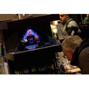 Hologram Showcae 3D Holographic Pyramid Box For Museum Exhibition