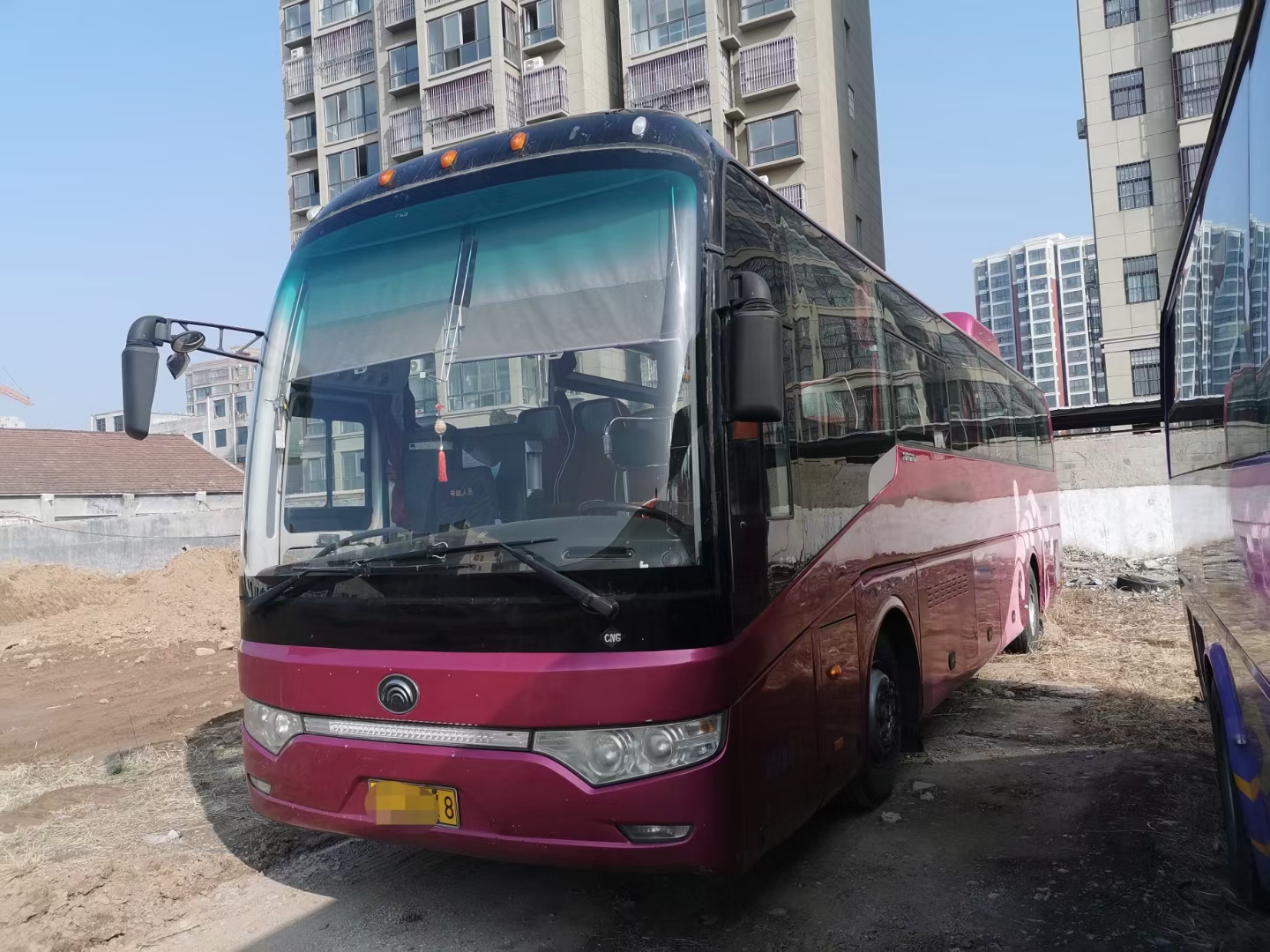 Yutong Bus ZK6122 CNG 55 Seats Bus 2015 Year with Yuchai Engine and LHD Driver Steering