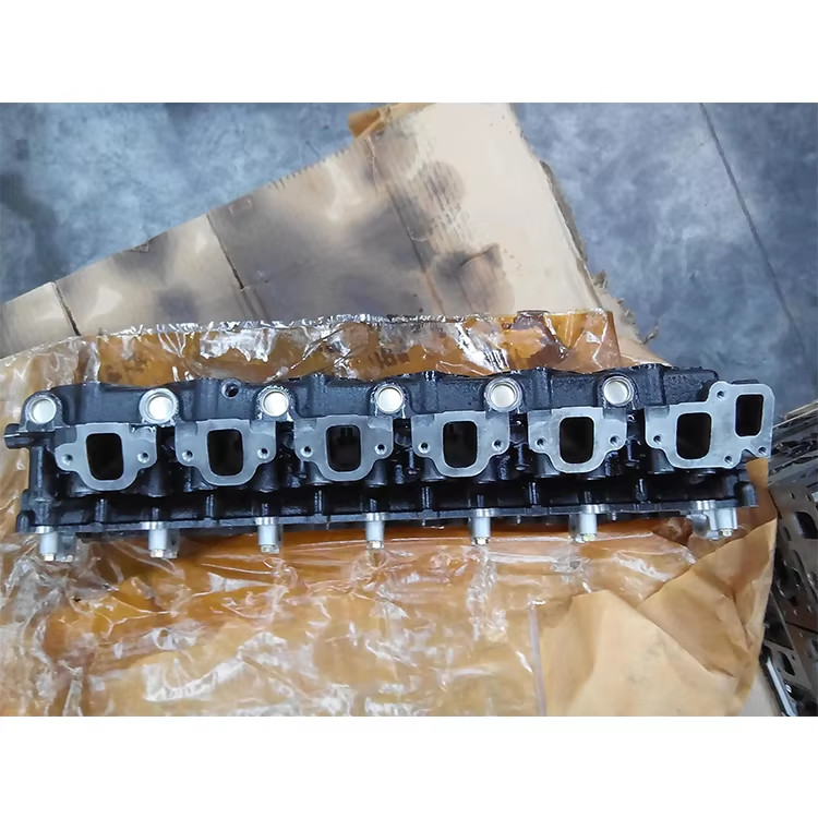 ToyoTa 4.2L Diesel Engine Parts New 1HZ Cylinder Head Toyo Ta Coaster Bus Land Cruiser HJZ 70 - 105 Car 11101-17010 11101-17050