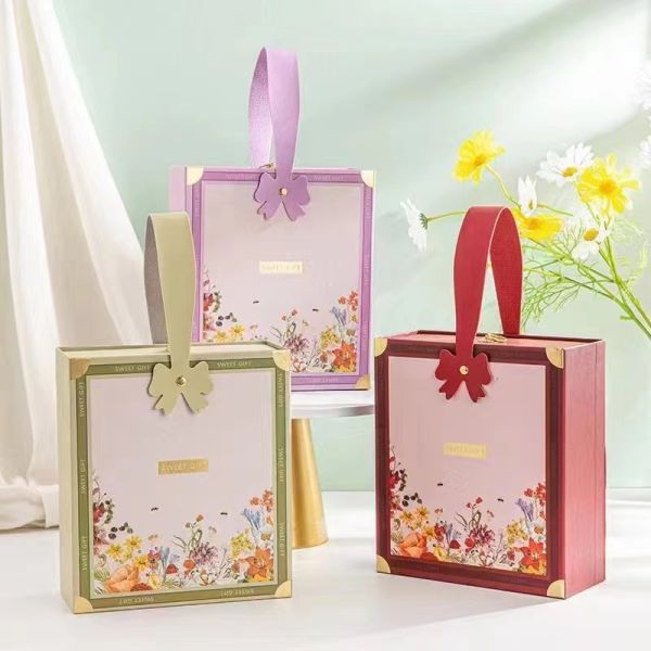 Sweet Gift Garden Wedding Favor Box Floral Print Bridesmaid Gift Packaging Ribbon Handle Empty Customizable Gift Boxes